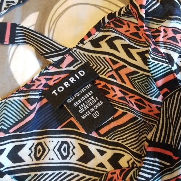 Flowy tank - Picture 2 of 3